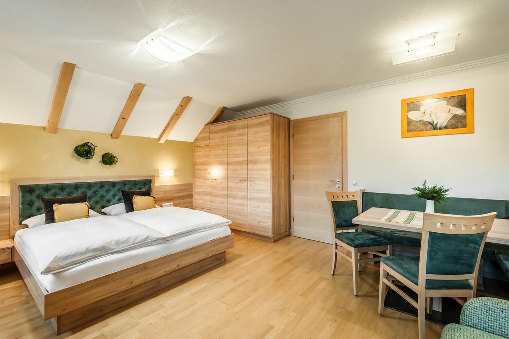 Taela Apartments San Cassiano  Ngoại thất bức ảnh
