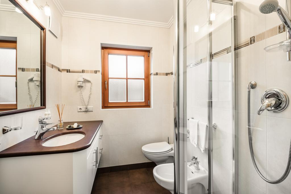 Taela Apartments San Cassiano  Ngoại thất bức ảnh