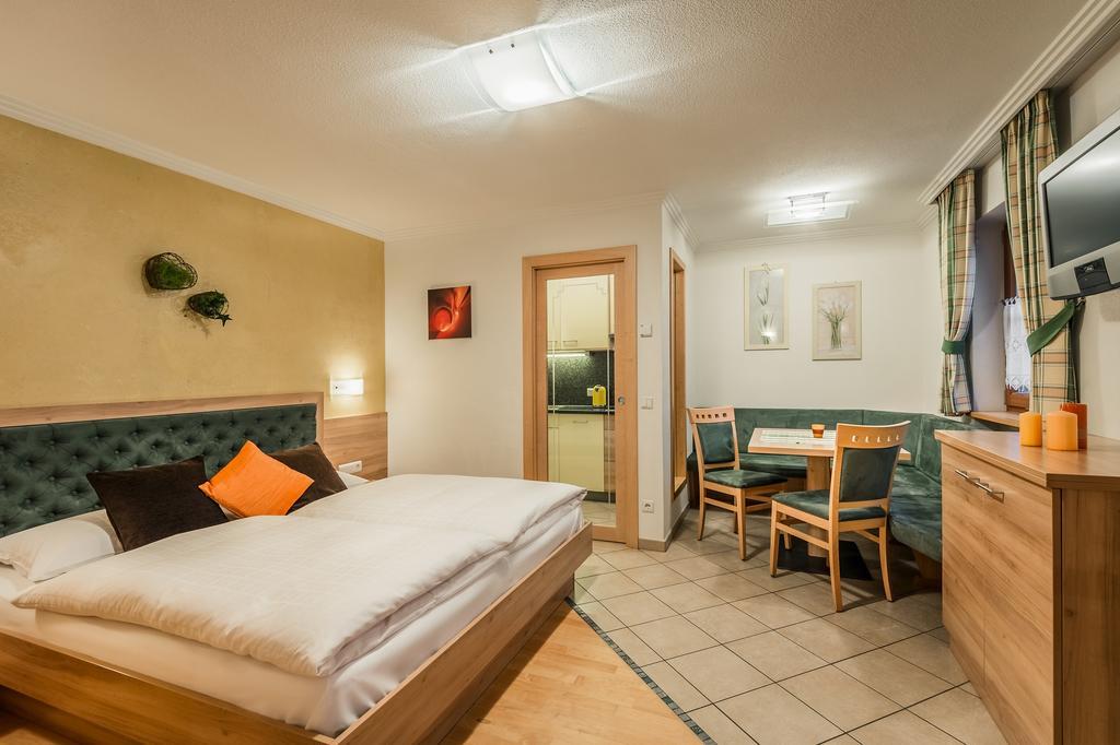 Taela Apartments San Cassiano  Ngoại thất bức ảnh