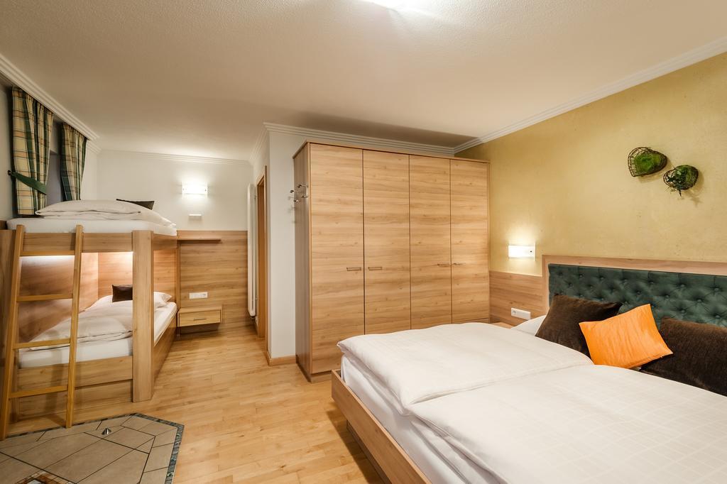 Taela Apartments San Cassiano  Ngoại thất bức ảnh